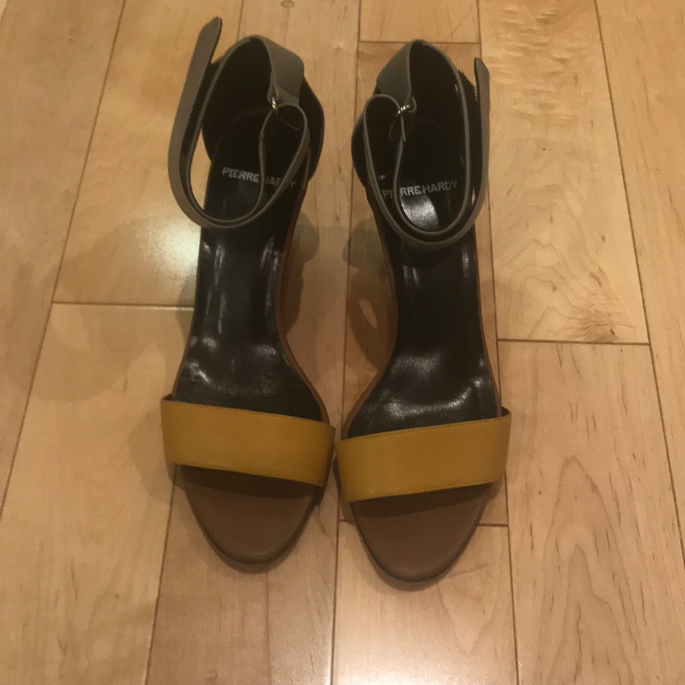 Pierre Hardy wedge sandals!